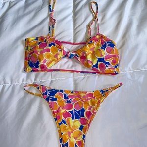 Floral bikini set